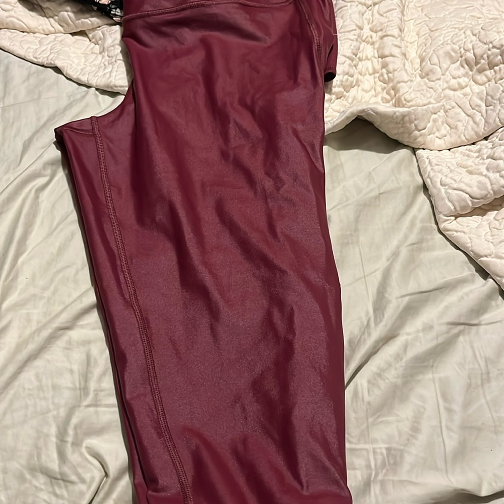 Knockout by Victoria secret leggings